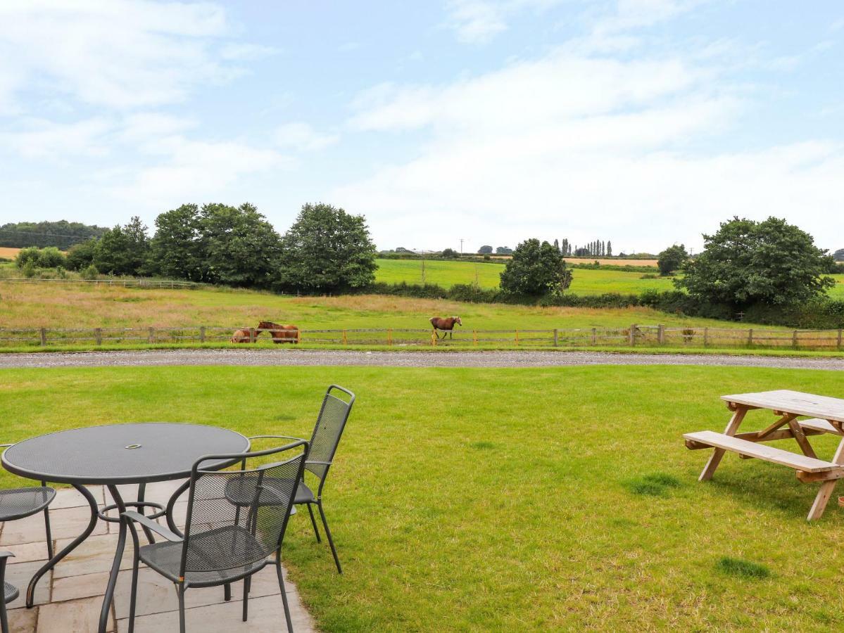 Villa The Shippon Tarporley Exterior foto
